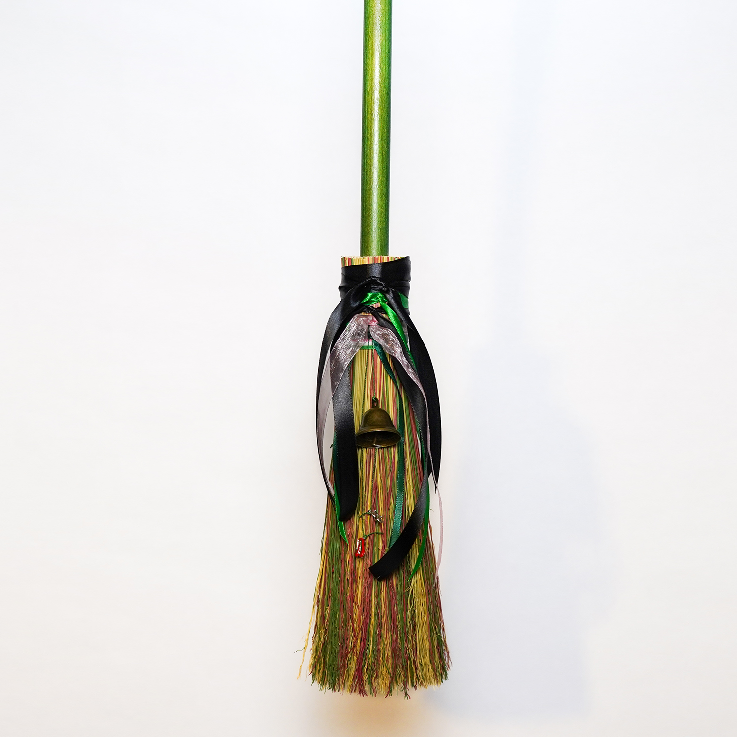 Deflying Gravity Broom