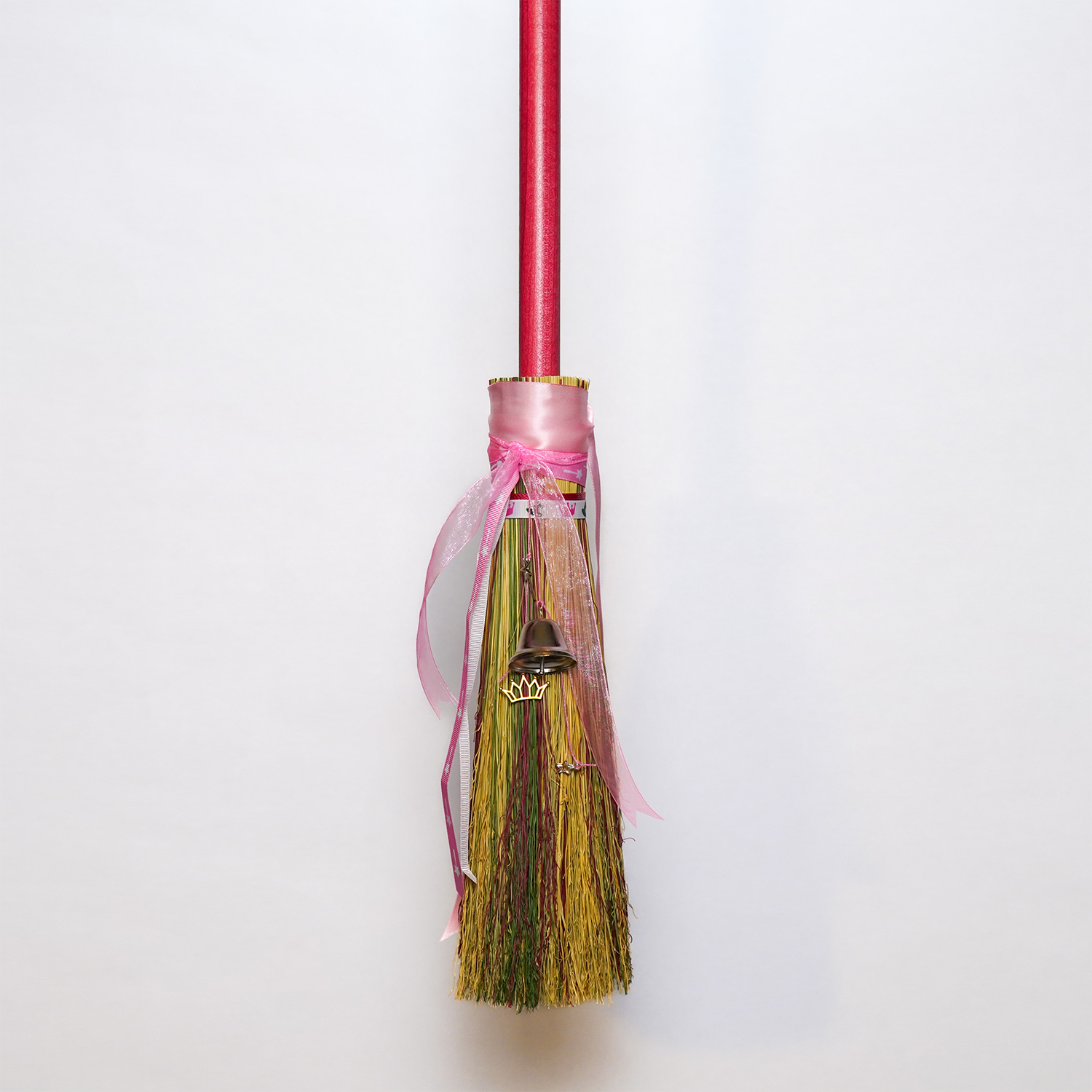 Deflying Gravity Broom